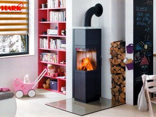 Nová rohová krbová kamna HARK 112 ECOplus mají velmi moderní design Nová rohová krbová kamna HARK 112 ECOplus mají velmi moderní design